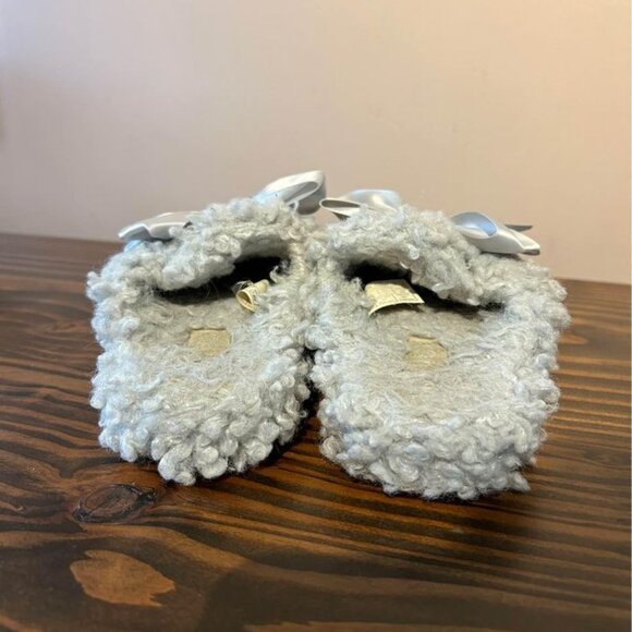 Youth Gray Ugg Bow Slippers - Picture 2 of 5